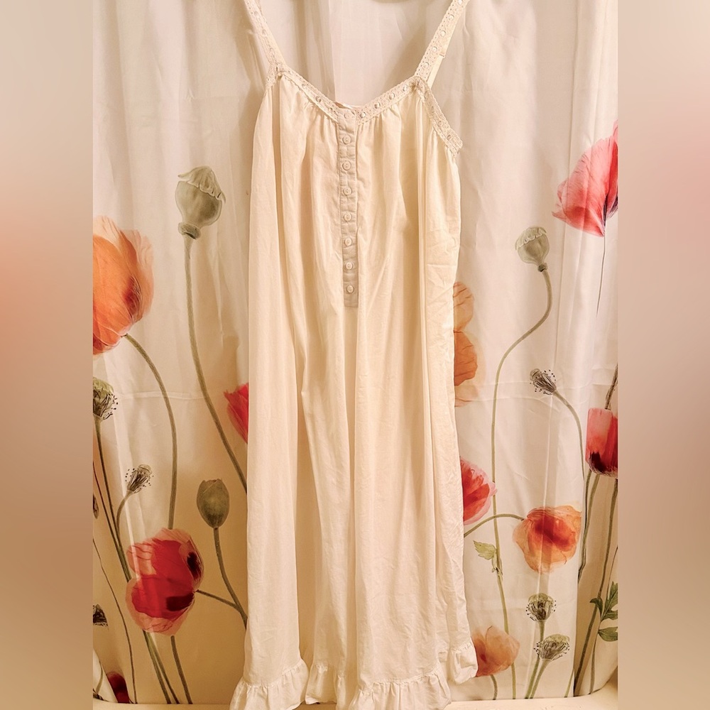 Vintage Y2K Victoria’s Secret Cotton Maxi Nightgown 90’s Canterbury Collection - Picture 2 of 13
